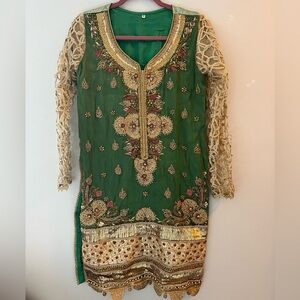 (New) Embroidered Green & Gold 3pc Outfit